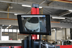 レポートにはタブレットで撮影した画像を最大10枚まで添付可能。