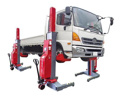 フラットなストールで使用可能なモバイルコラムリフト「MCO86」