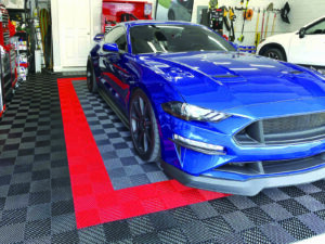 RACEDECK® Free-Flow®床タイル